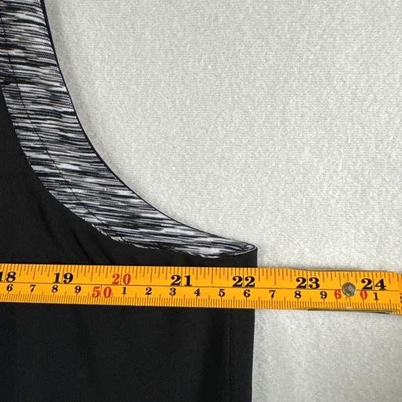 Zenergy Golf by Chico's Black Vest Golf Athleisure Core Lightweight Layering Sz3 - Picture 6 of 7